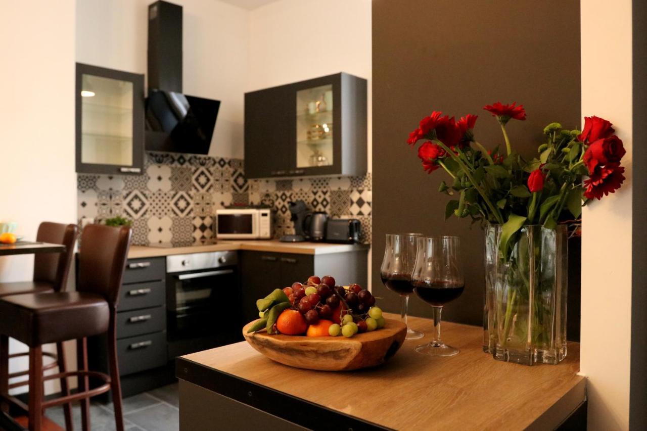 La Tour Notre Dame Bed and Breakfast Boulogne-sur-Mer Eksteriør billede
